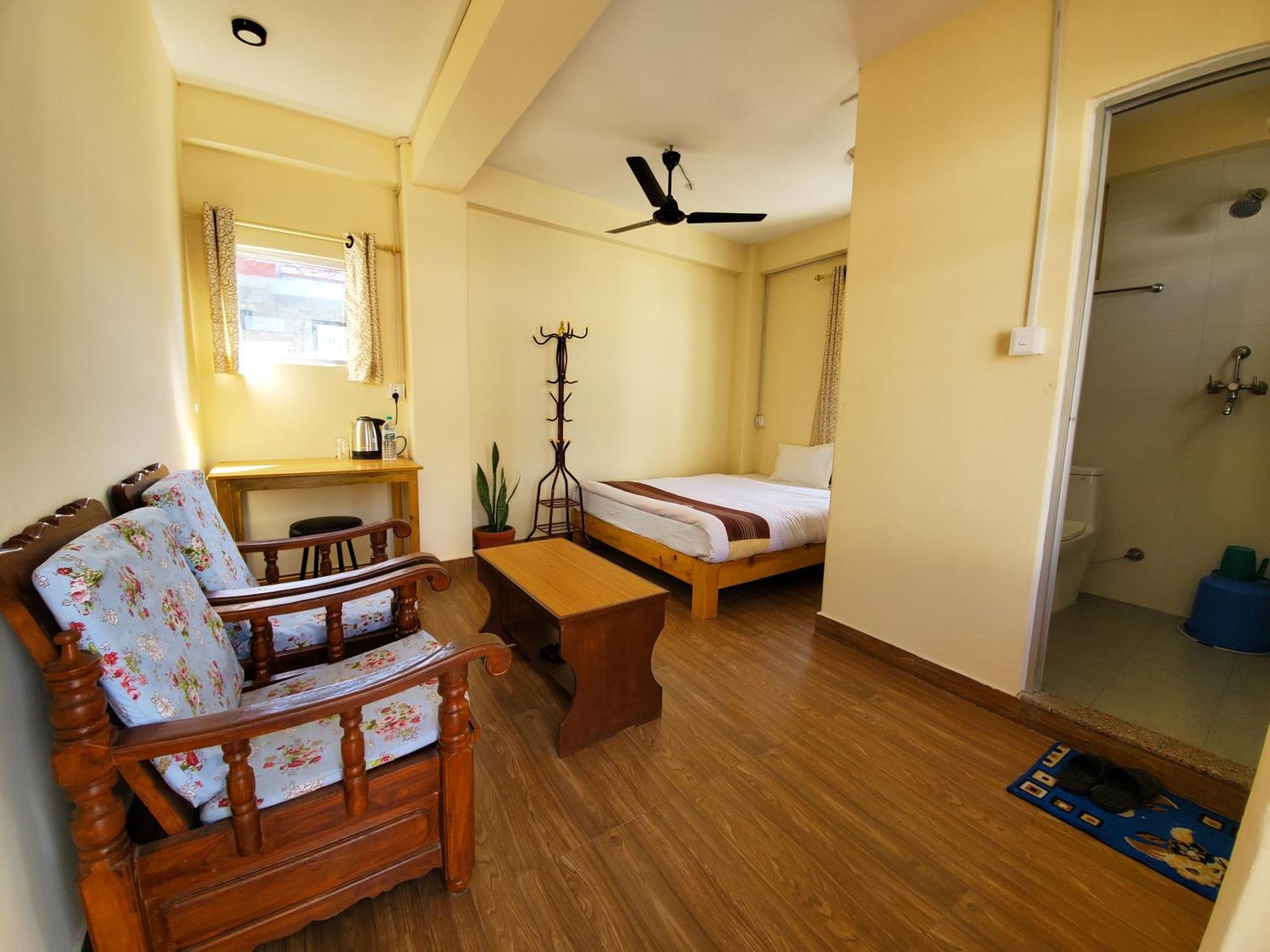 Santoshi Guest House, Pokhara Exterior foto