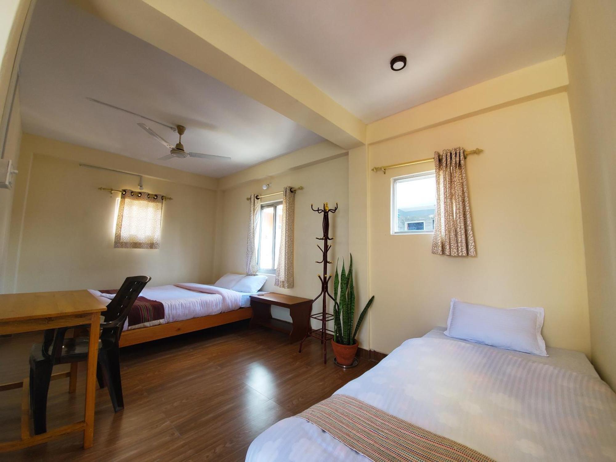 Santoshi Guest House, Pokhara Exterior foto
