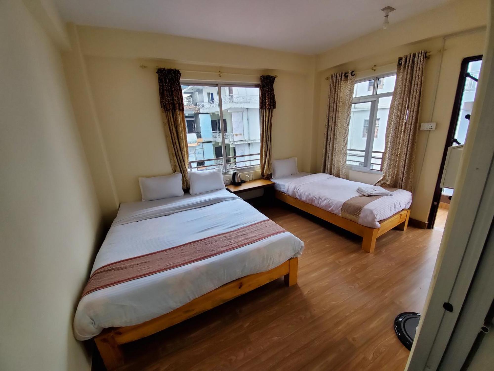 Santoshi Guest House, Pokhara Exterior foto